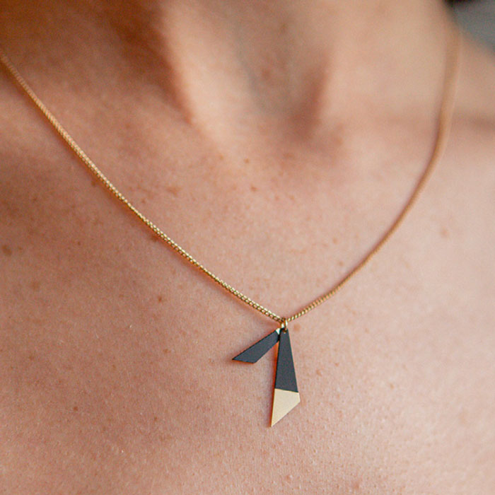 COLLIER «PEPITE» noir von Judith Benita