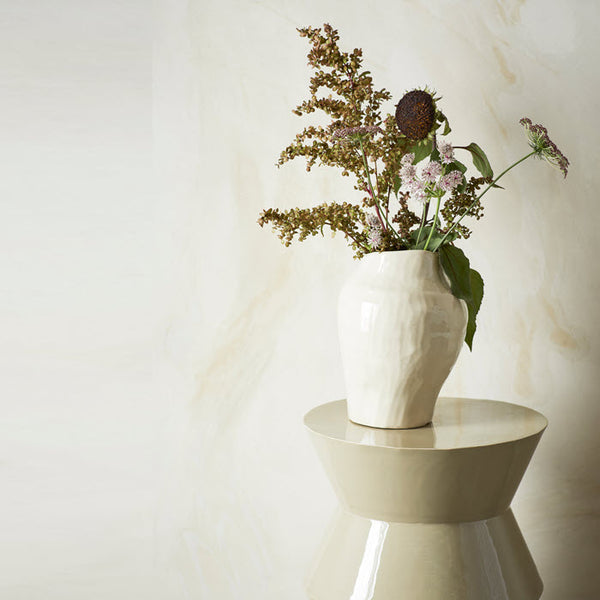 Enamel stool «Taupe» von Madam Stoltz