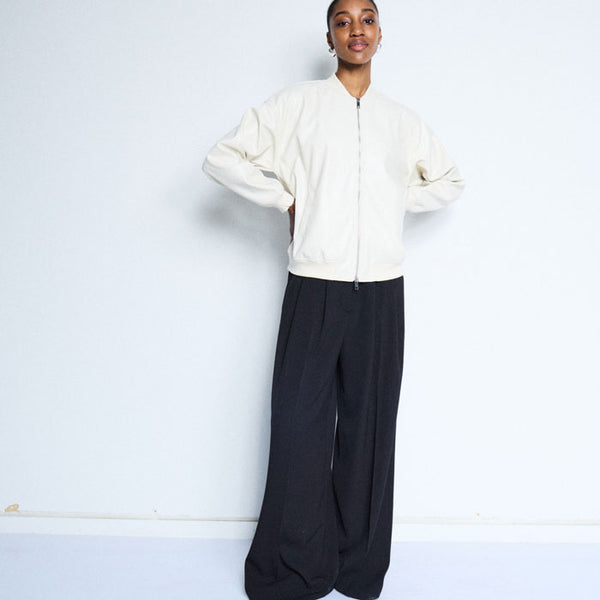 Hose «Ezarto» in schwarz von ICHI