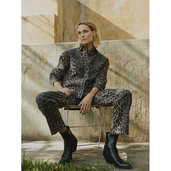 Jeans «Kenna» in leoprint von b.young