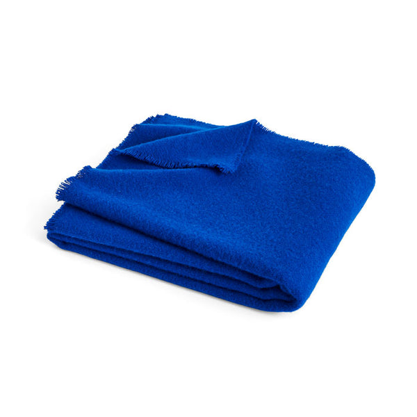 Mono Blanket in ultramarine 180 x 130 cm von HAY