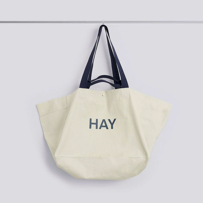 Weekend Bag organic Large in grey von Hay
