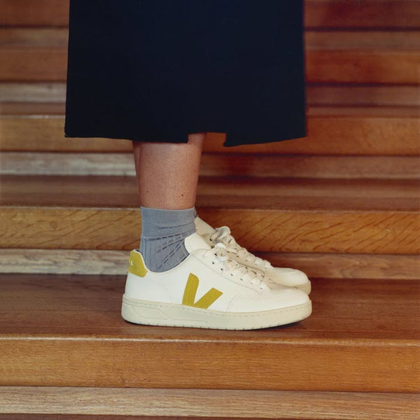 Sneakers «V-12 Leather» in Extra-White Liquor von VEJA