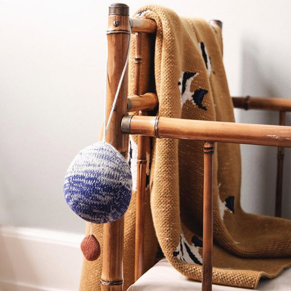 Ball Knitted Music Mobile Blue von Ferm Living