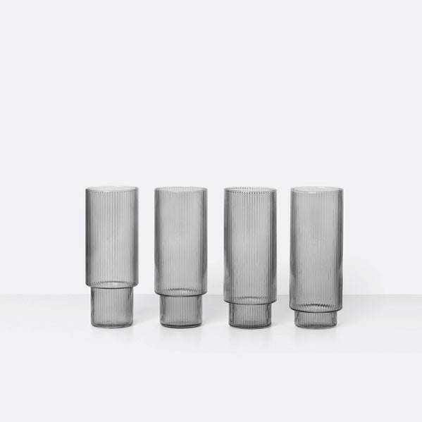 «Ripple» Long Drink Gläser 4er Set in smoked grey von Ferm Living