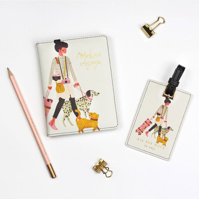 Passport + Luggage Set «Madam Voyage» von All the ways to say